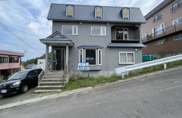 5LDK house in Otaru, Hokkaido - Photo 1