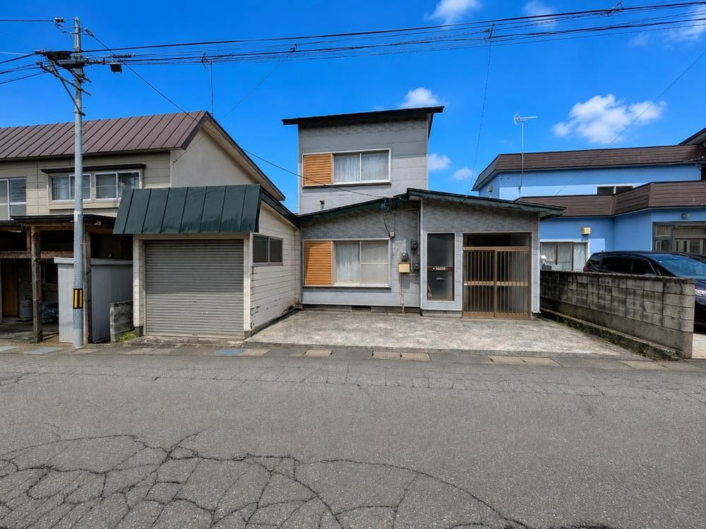 198 m² land in Aomori, Aomori - Photo 1