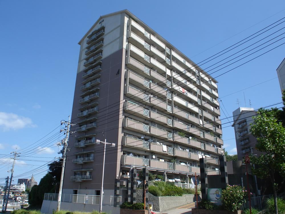 3LDK apartment in Shimonoseki, Yamaguchi - Photo 1
