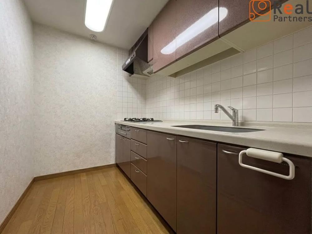 3LDK apartment in Tsurumi Ward, Yokohama, Kanagawa - Photo 1
