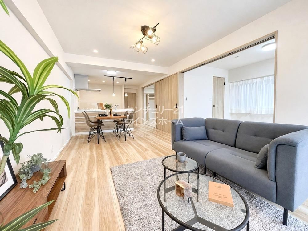 2LDK+S apartment in Minami Ward, Saitama - Photo 1