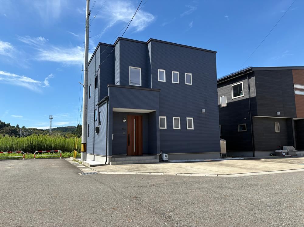 3LDK house in Akita, Akita - Photo 1