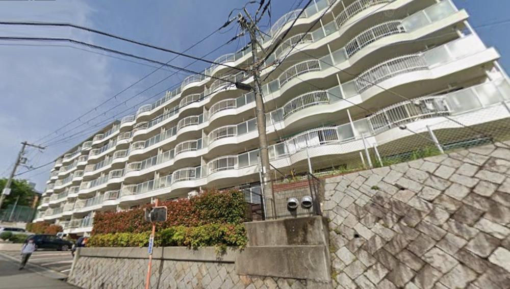1LDK apartment in Nishinomiya, Hyogo - Photo 1