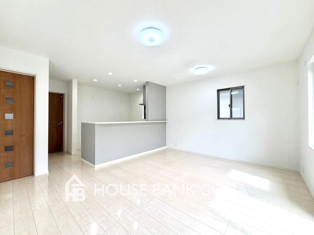 4LDK house in Matsudo, Chiba - Photo 1