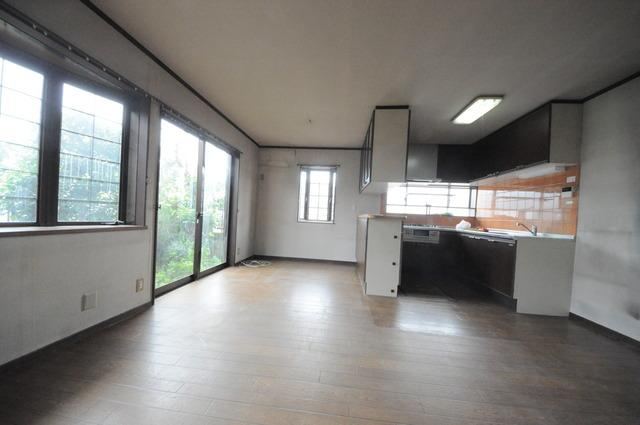 4LDK house in Higashimurayama, Tokyo - Photo 1