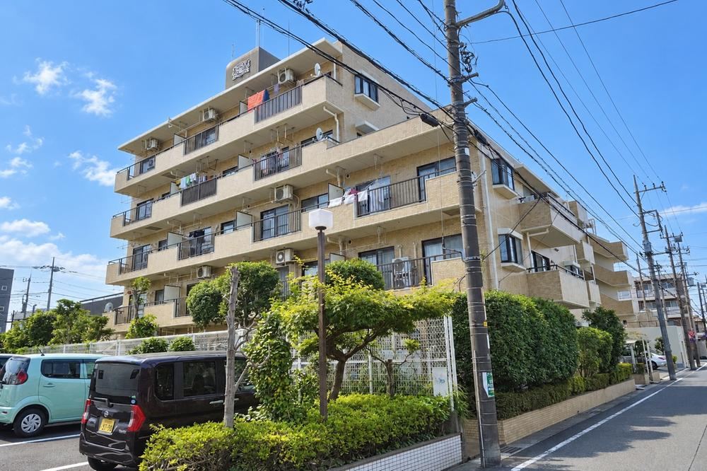2LDK apartment in Kawaguchi, Saitama - Photo 1