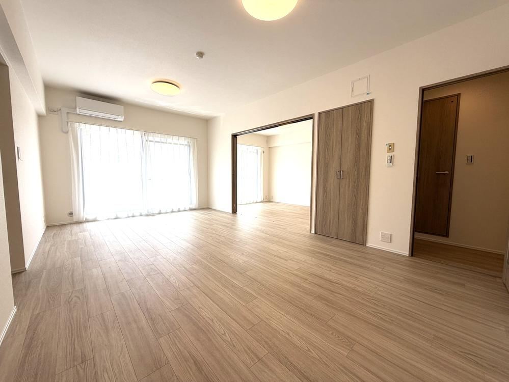 4LDK apartment in Sumiyoshi Ward, Osaka - Photo 1