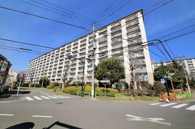 3LDK apartment in Komae, Tokyo - Photo 1