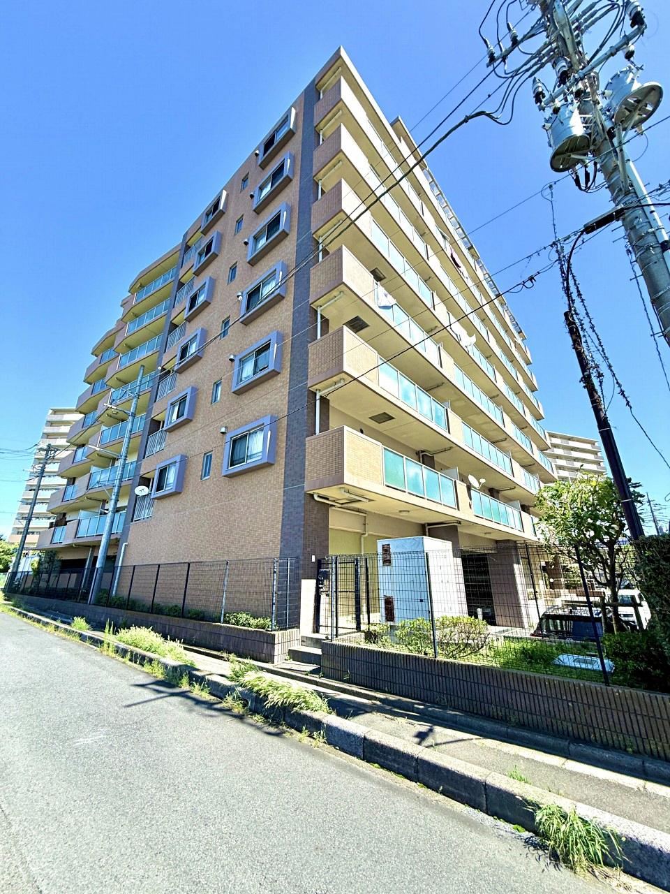 3LDK apartment in Misato, Saitama - Photo 1