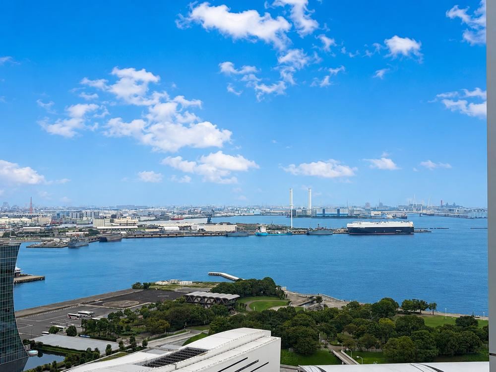 3LDK apartment in Nishi Ward, Yokohama, Kanagawa - Photo 1