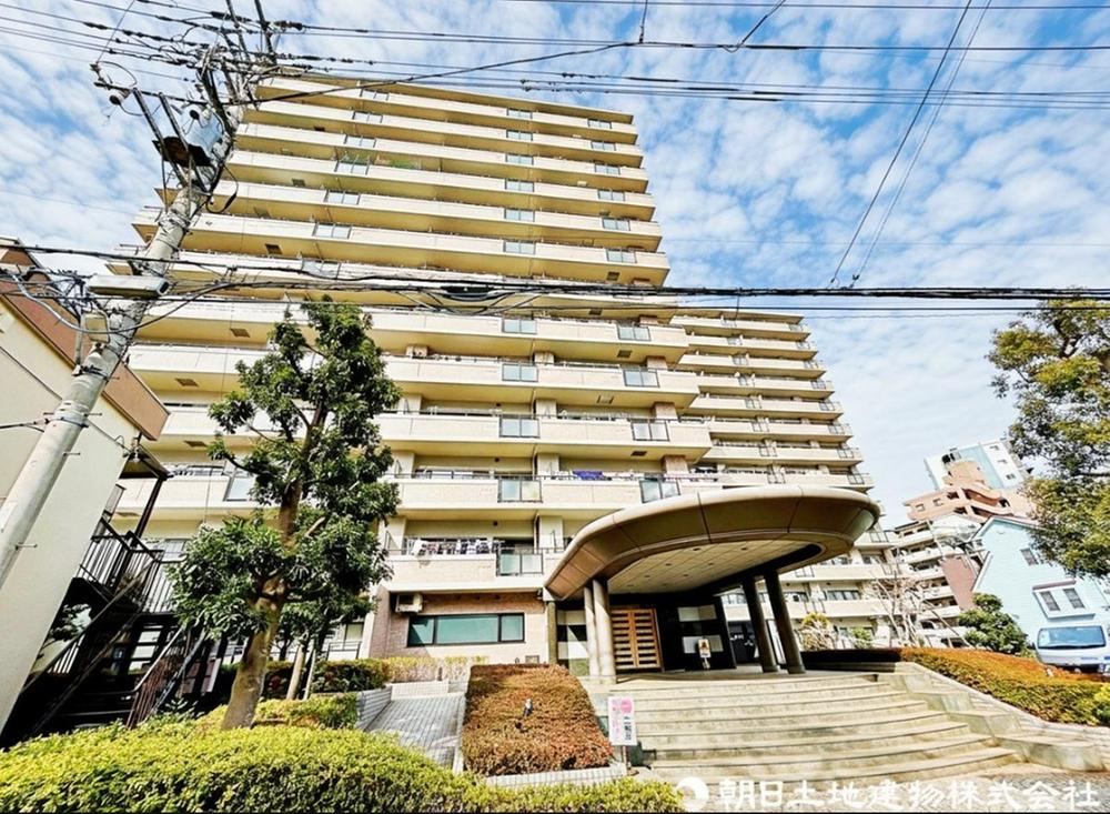 3LDK apartment in Tokorozawa, Saitama - Photo 1