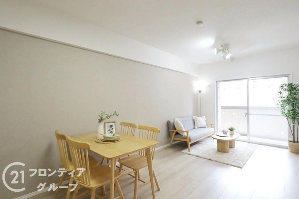 2LDK apartment in Amagasaki, Hyogo - Photo 1