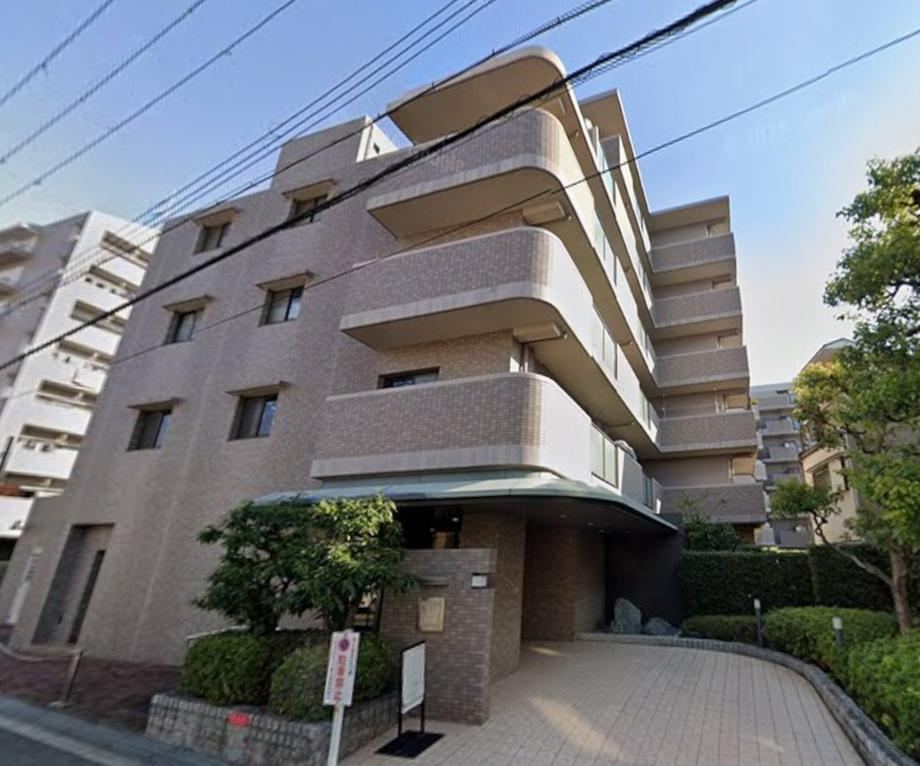 3LDK apartment in Yodogawa Ward, Osaka - Photo 1