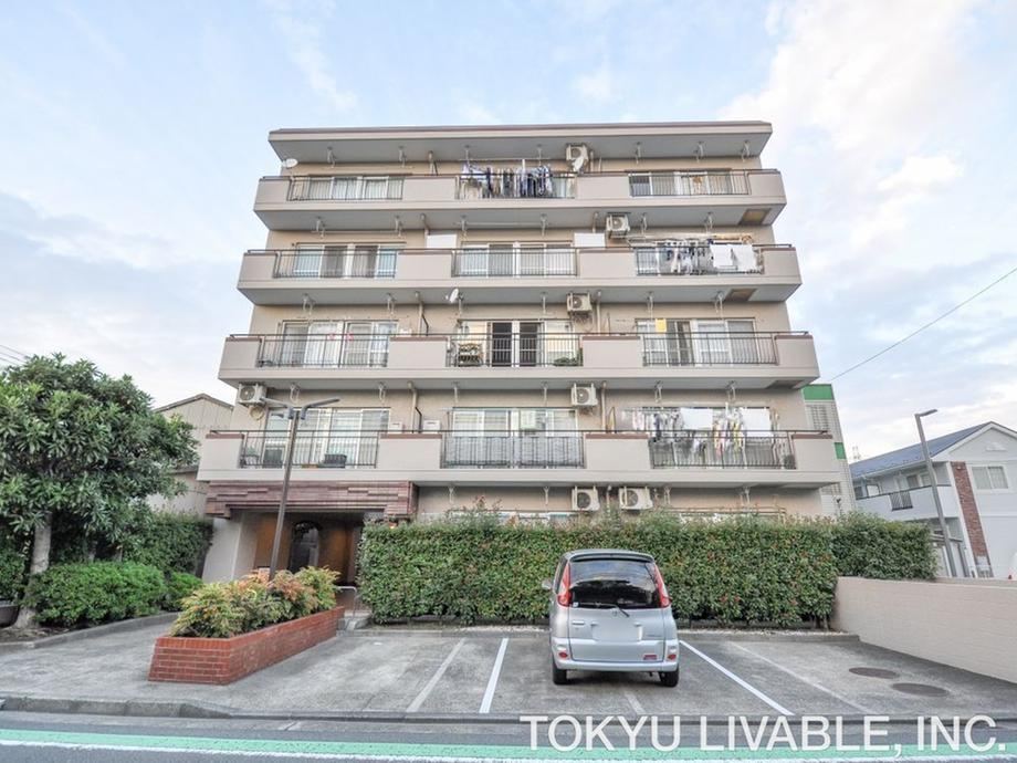 1LDK+S apartment in Kohoku Ward, Yokohama, Kanagawa - Photo 1