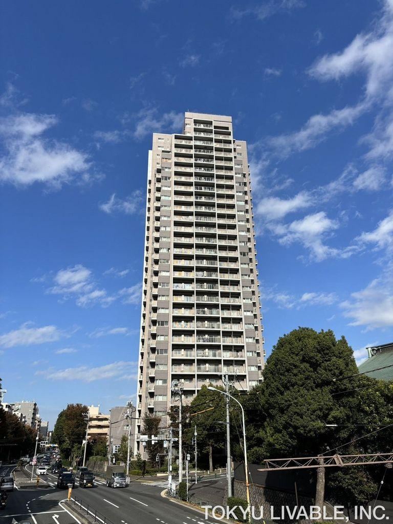 3LDK apartment in Suginami Ward, Tokyo - Photo 1
