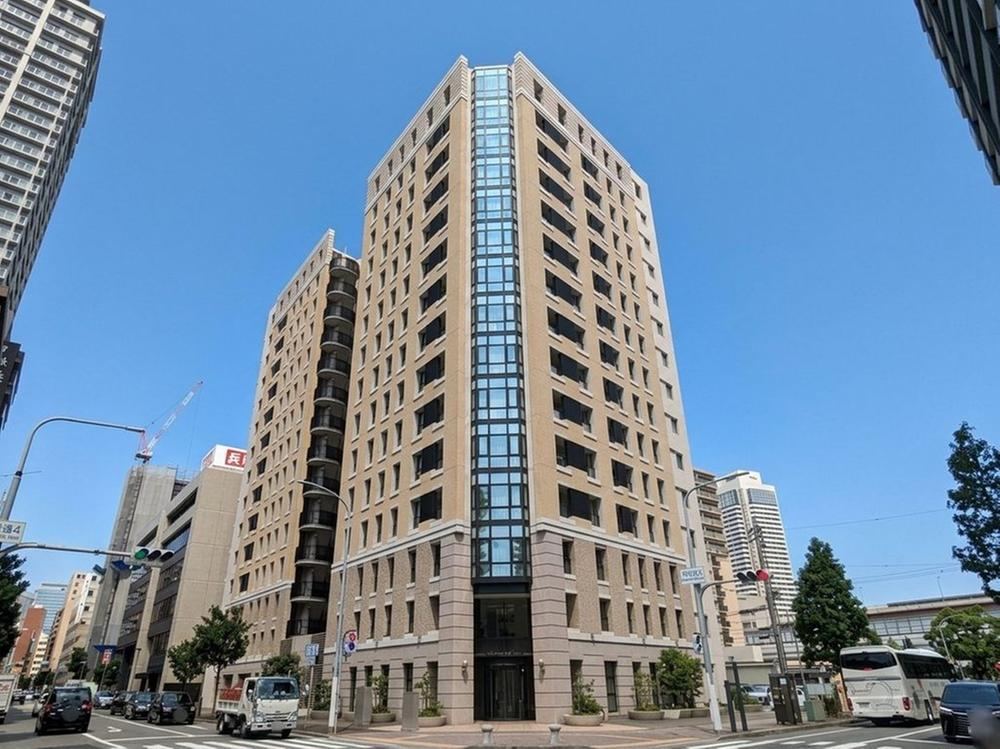 3LDK apartment in Chuo Ward, Kobe, Hyogo - Photo 1