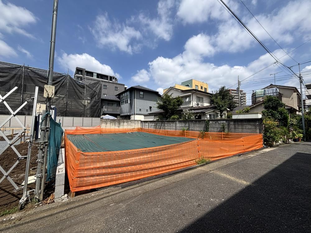 72 m² land in Suginami Ward, Tokyo - Photo 1
