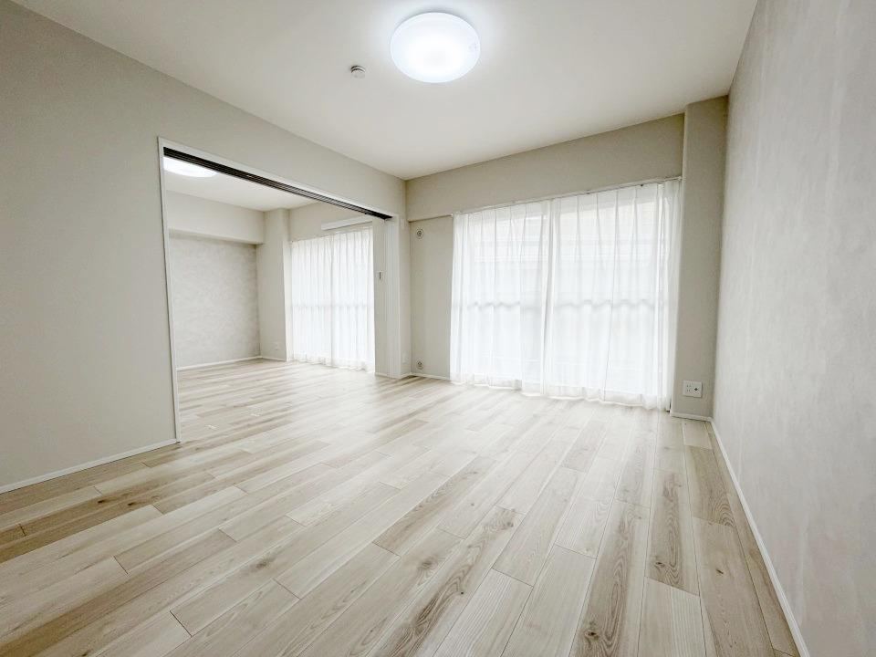 3LDK apartment in Nada Ward, Kobe, Hyogo - Photo 1