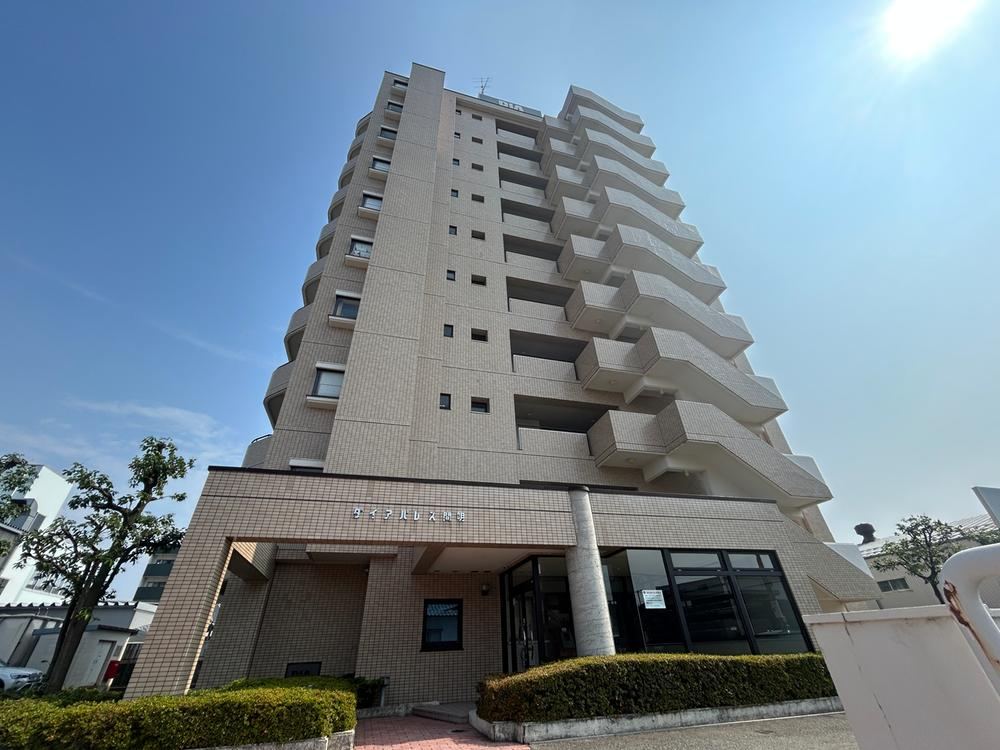 2LDK apartment in Kanazawa, Ishikawa - Photo 1