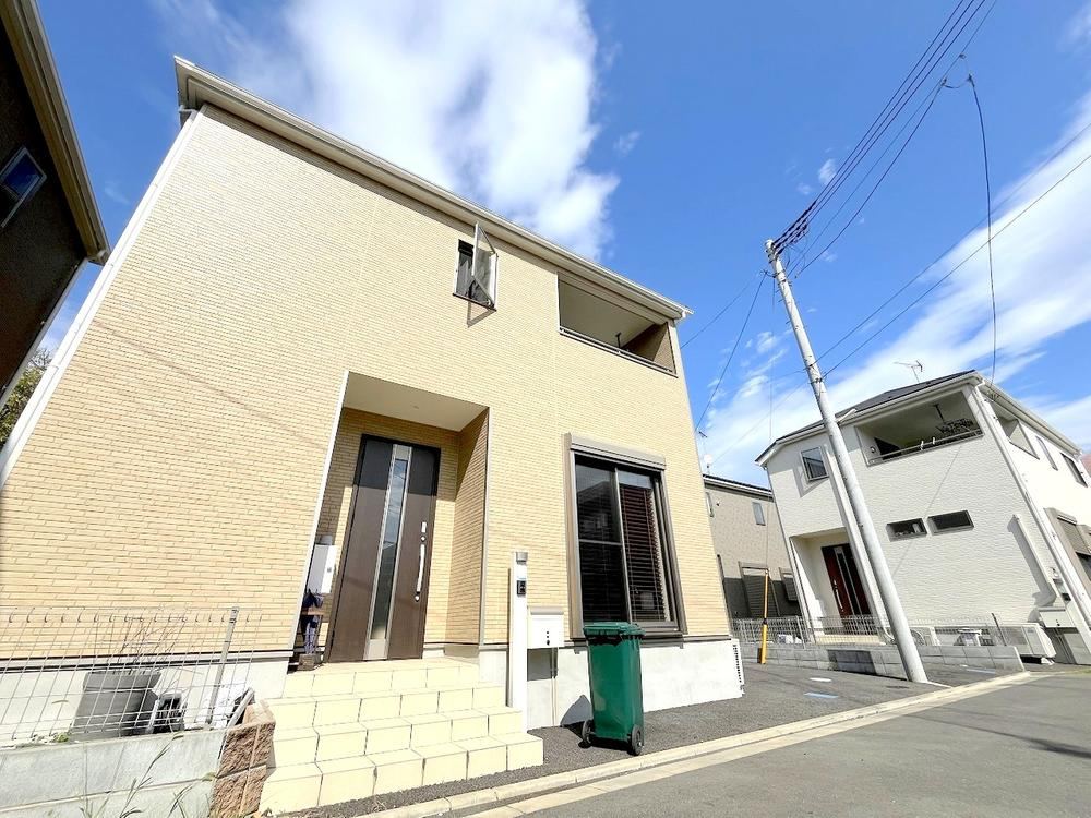 4LDK house in Akiruno, Tokyo - Photo 1