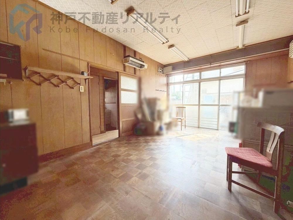 4LDK house in Nada Ward, Kobe, Hyogo - Photo 1