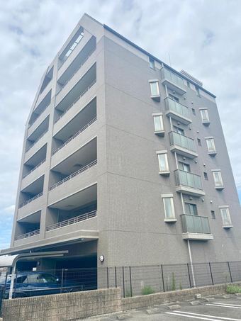 3LDK apartment in Konan