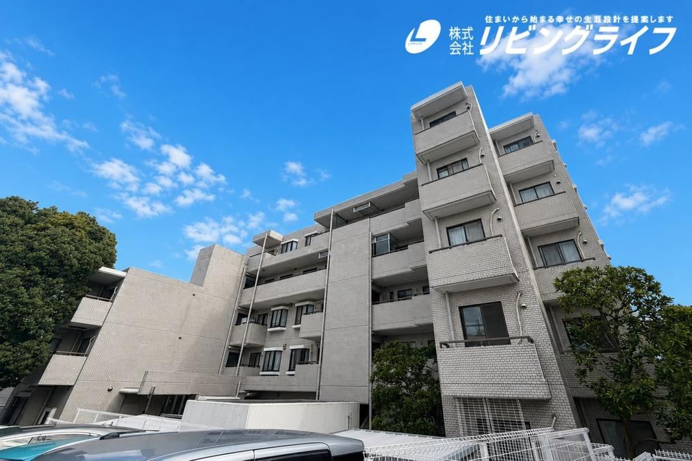 2LDK apartment in Kanagawa Ward, Yokohama, Kanagawa - Photo 1