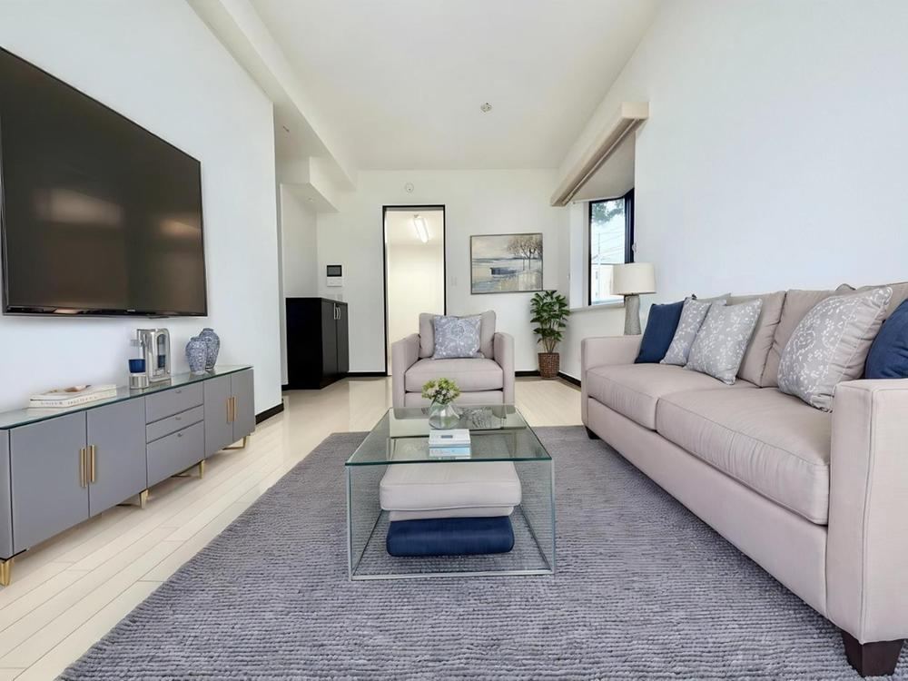 2LDK apartment in Kanagawa Ward, Yokohama, Kanagawa - Photo 1