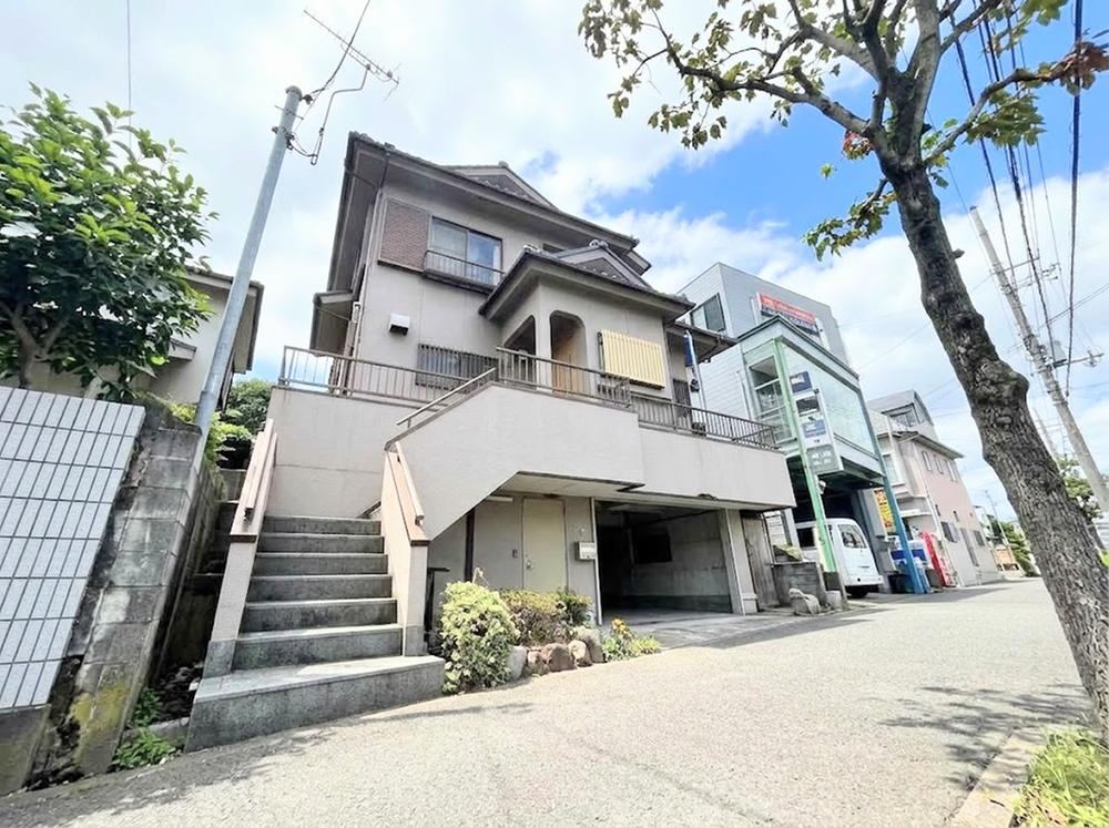 5DK+S house in Akiruno, Tokyo - Photo 1