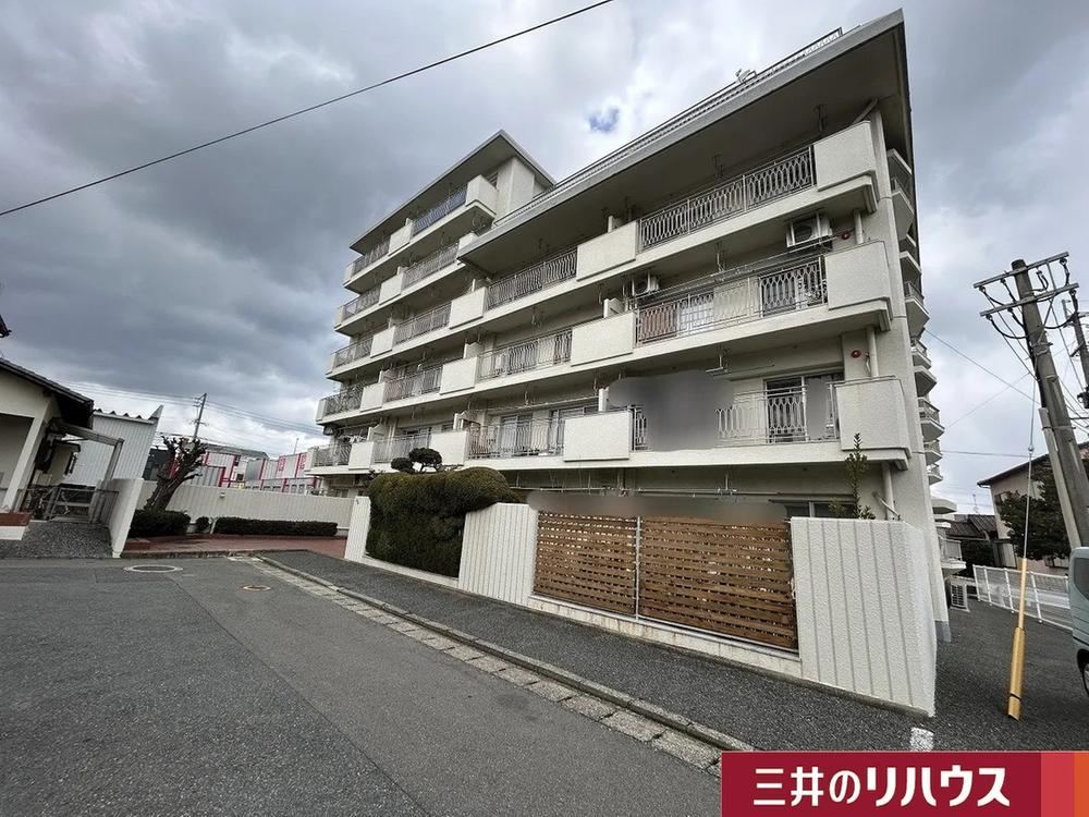 3LDK apartment in Sawara Ward, Fukuoka - Photo 1