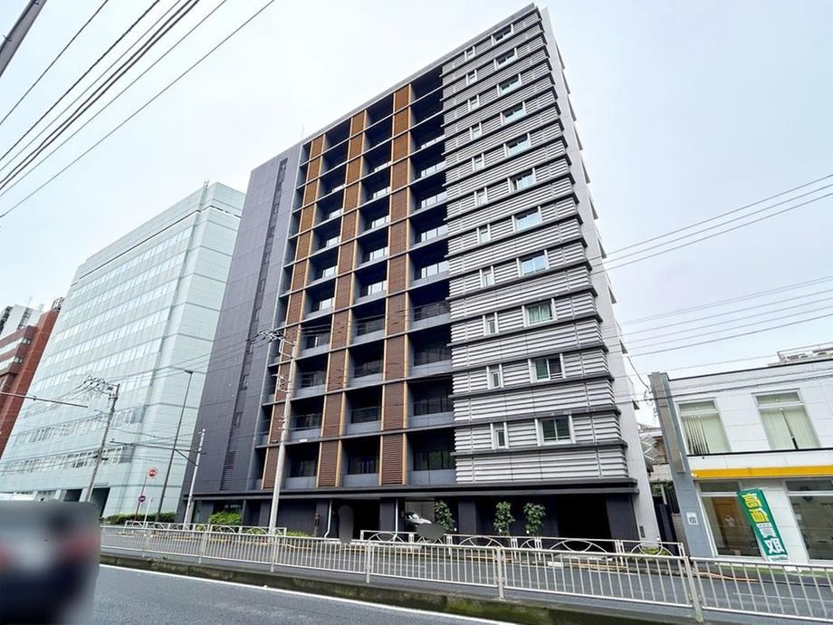 2LDK apartment in Shinagawa Ward, Tokyo - Photo 1