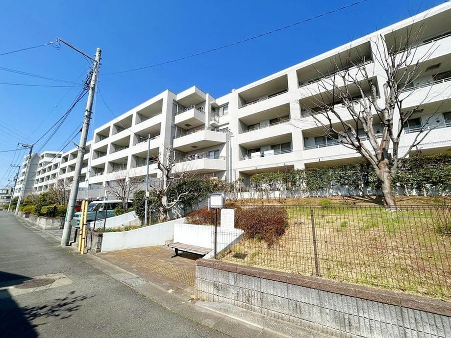 3LDK apartment in Kokubunji, Tokyo - Photo 1