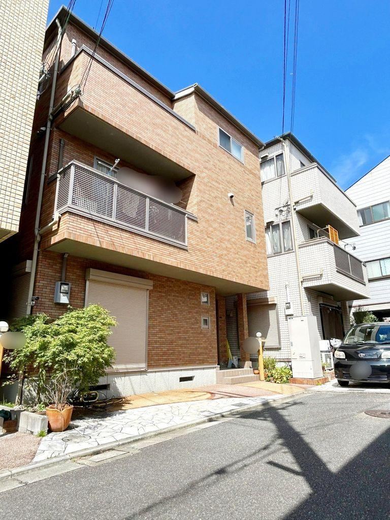 3LDK house in Kadoma, Osaka - Photo 1