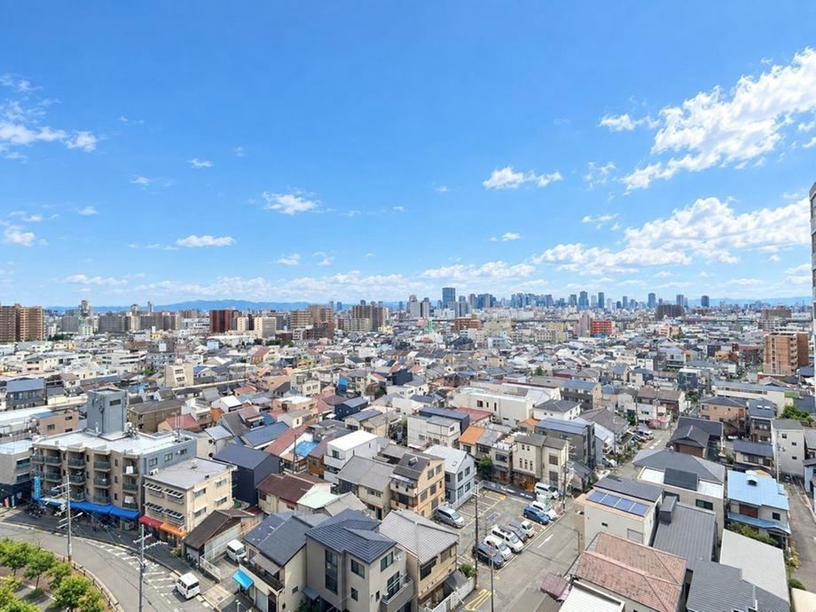 3LDK apartment in Yodogawa Ward, Osaka - Photo 1