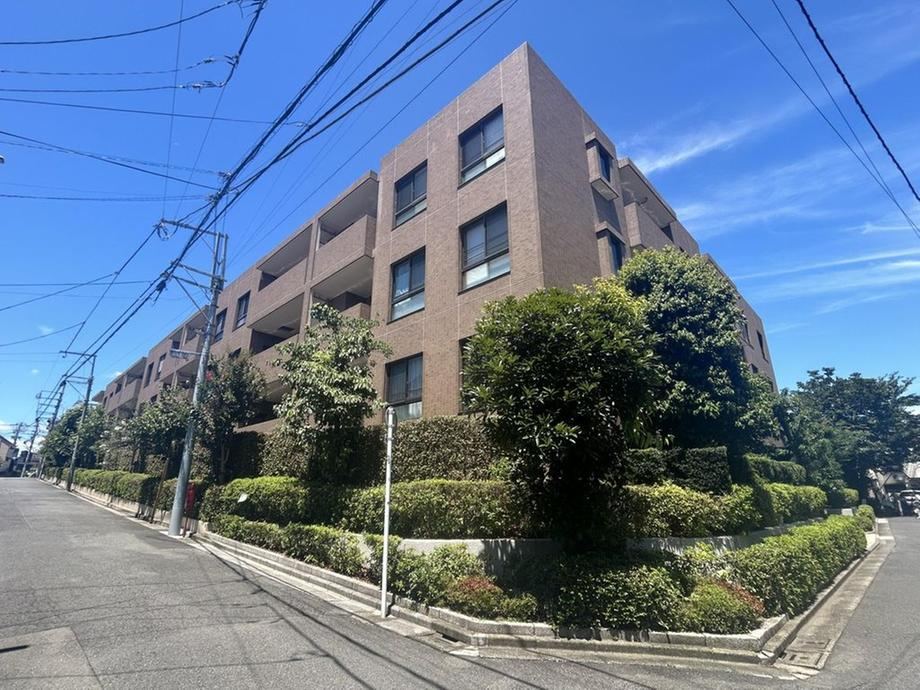 3LDK apartment in Suginami Ward, Tokyo - Photo 1