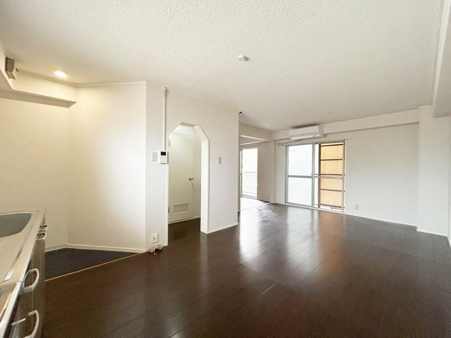 1LDK apartment in Nishinomiya, Hyogo - Photo 1