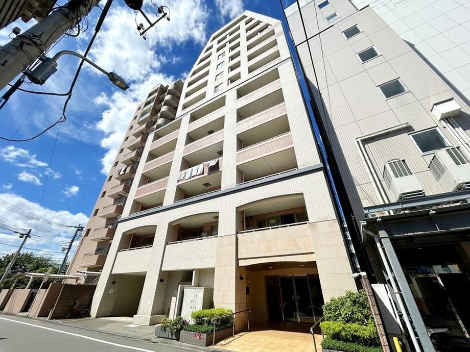 2LDK apartment in Kawagoe, Saitama - Photo 1