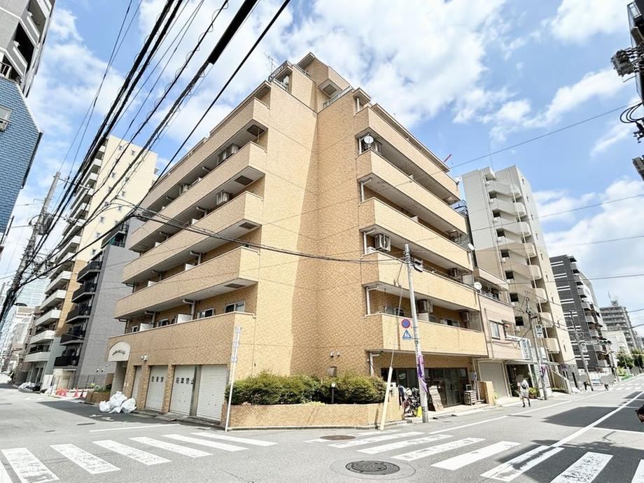2DK apartment in Sumida Ward, Tokyo - Photo 1