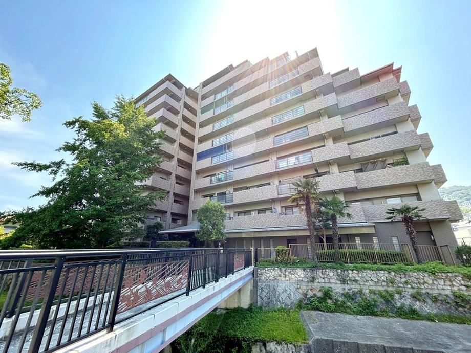 3LDK apartment in Nagata Ward, Kobe, Hyogo - Photo 1