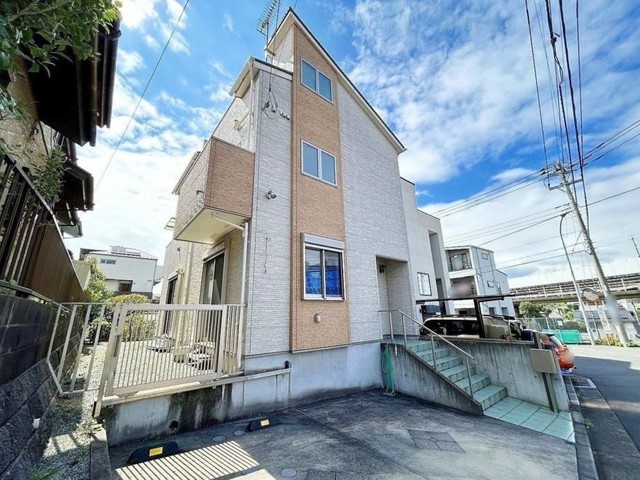 2LDK+S house in Konan Ward, Yokohama, Kanagawa - Photo 1