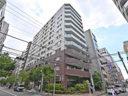 2LDK apartment in Chuo Ward, Tokyo - Photo 1