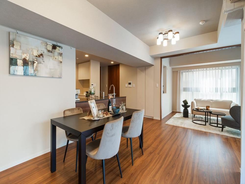 2LDK apartment in Shibuya Ward, Tokyo - Photo 1