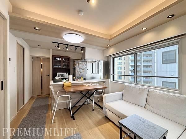 2LDK+S apartment in Arakawa Ward, Tokyo - Photo 1