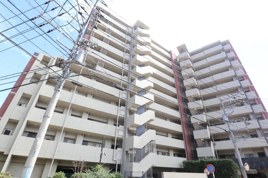 3LDK apartment in Hadano, Kanagawa - Photo 1