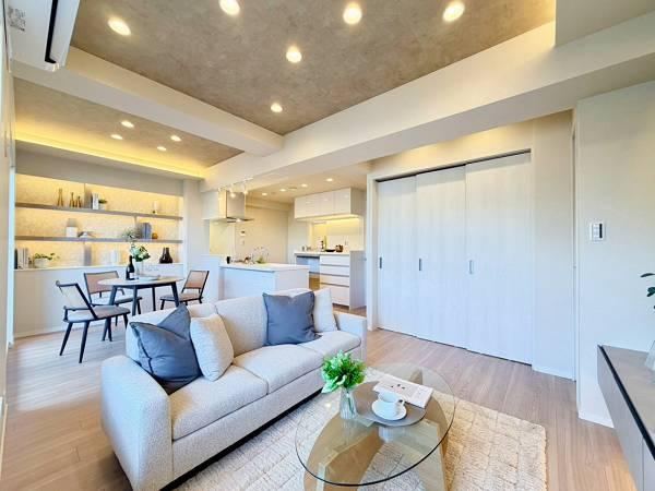 3LDK apartment in Shinagawa Ward, Tokyo - Photo 1