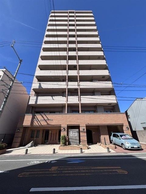 3LDK apartment in Takamatsu, Kagawa - Photo 1