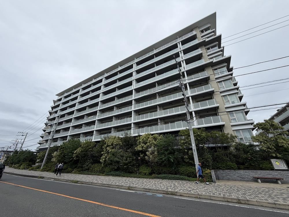 3LDK apartment in Chigasaki, Kanagawa - Photo 1