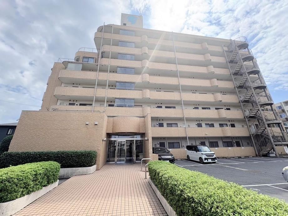 3LDK apartment in Kagoshima, Kagoshima - Photo 1