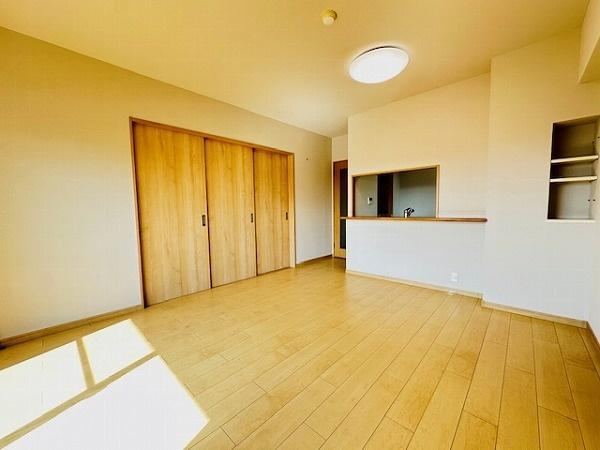 2LDK apartment in Sumiyoshi Ward, Osaka - Photo 1