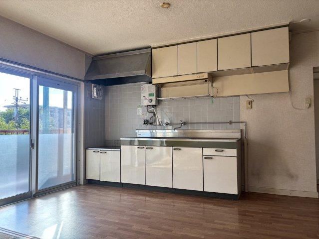 3DK apartment in Machida, Tokyo - Photo 1